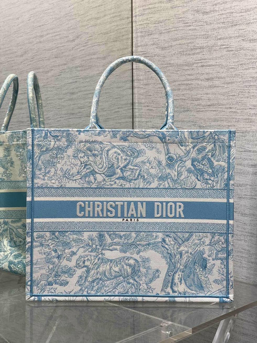 2025New Tote 001